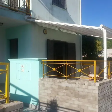 Casa Girasole Sulla Spiaggia 3 *